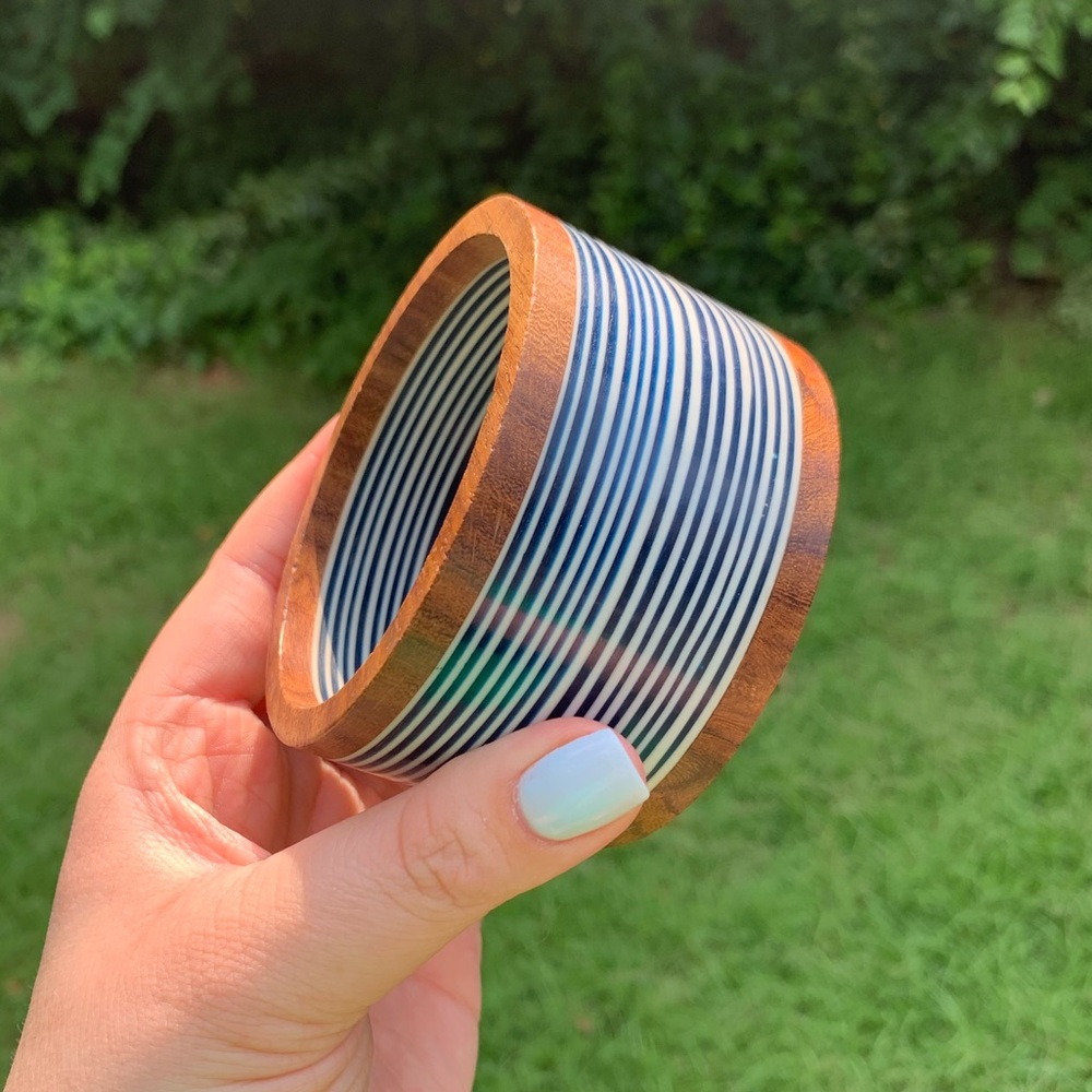 Striped Resin & Wood Bangle - Picture 8 of 9